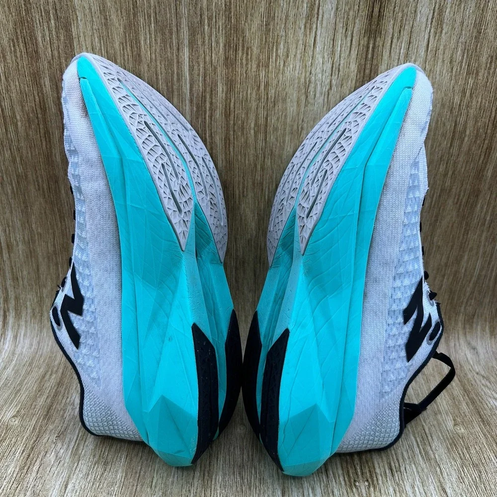 New Balance FuelCell SuperComp Trainer v3 Men's Size 10 White Teal Shoes MRCXLW4